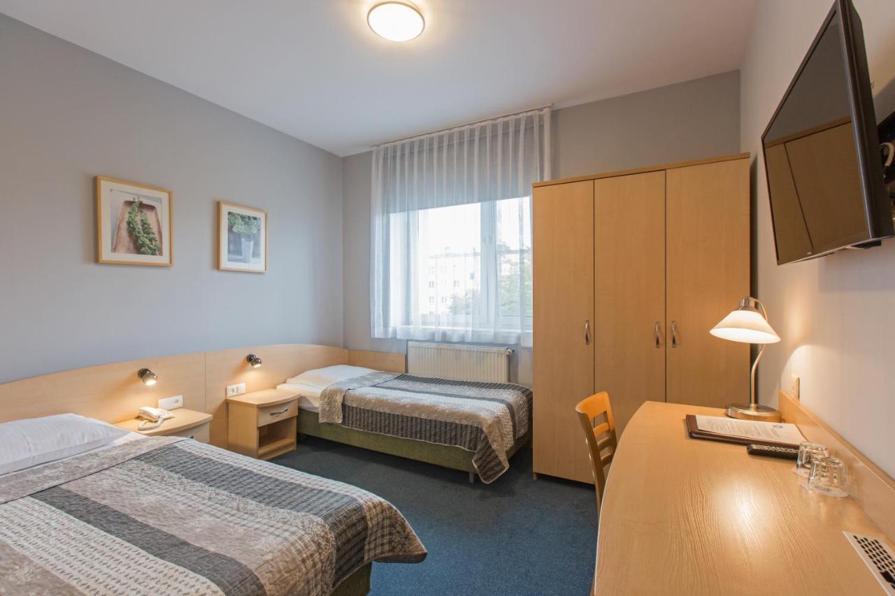 Hotel Labedy Gliwice Eksteriør bilde