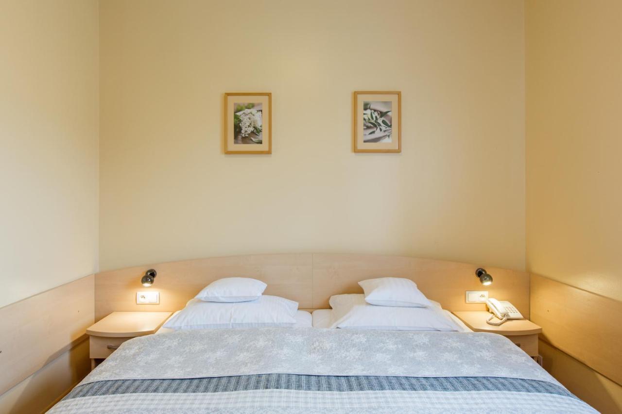 Hotel Labedy Gliwice Eksteriør bilde