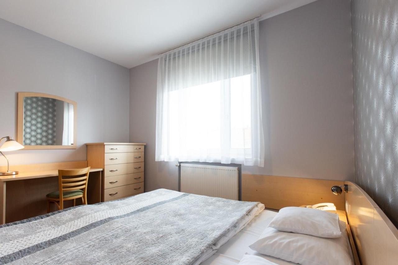 Hotel Labedy Gliwice Eksteriør bilde